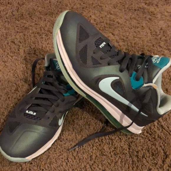 nike lebron 9 Mint